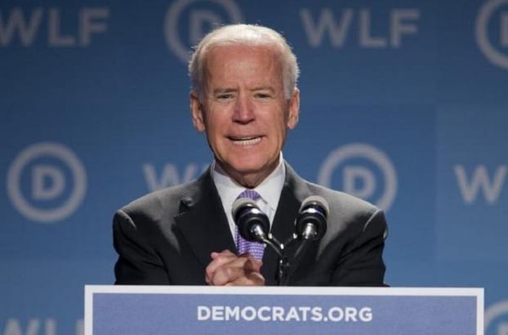 Joe Biden praises Bob Packwood at Democrat women's conference