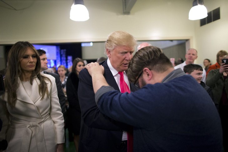Nearly 100 Evangelical Leaders Draft a Petition to Denounce Trump