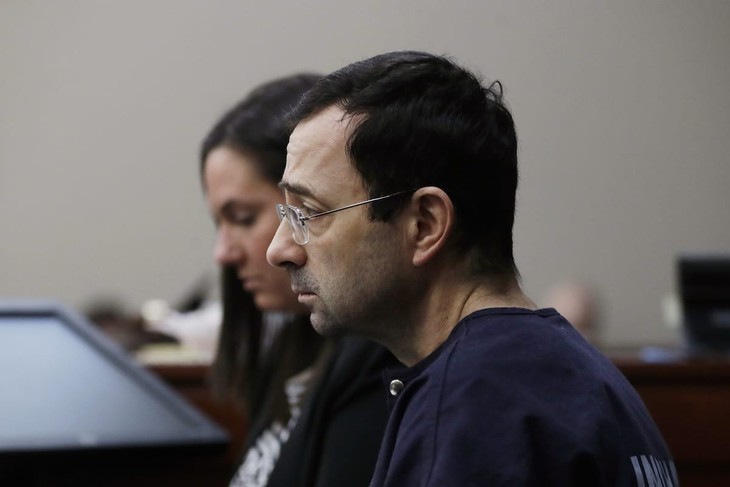 Crowd Gasps in Disgust as Judge Reads Pedophile Larry Nassar's Letter to His Victims