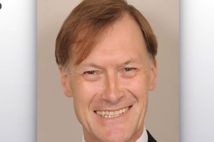 Member of Parliament Sir David Amess Stabbed to Death, Because Banning Weapons Is Useless