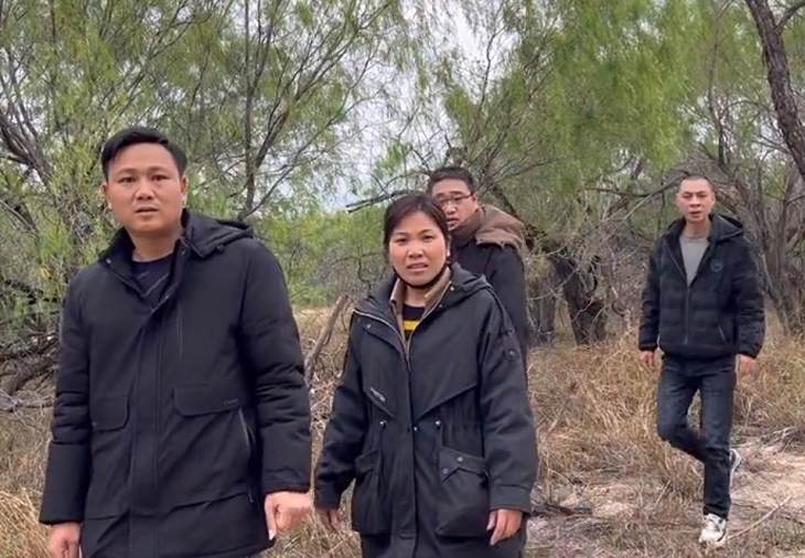 WATCH: Chinese Nationals Encountered by Fox News Crew at Southern Border